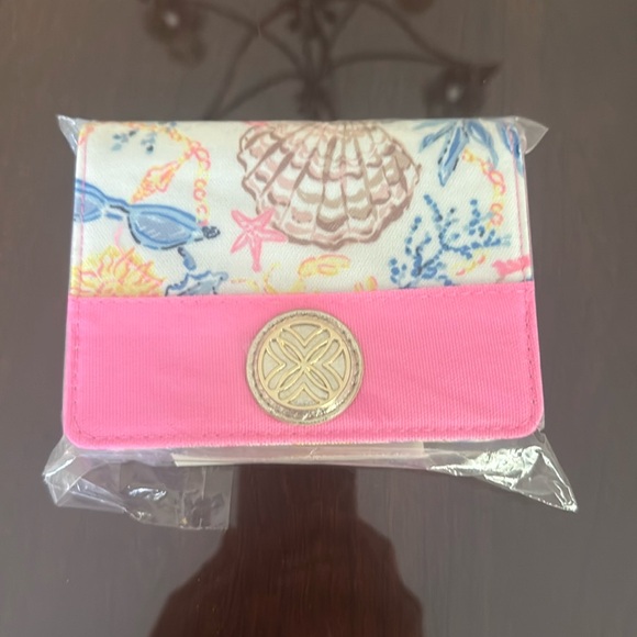 Lilly Pulitzer GWP playing cards with case - Picture 1 of 7
